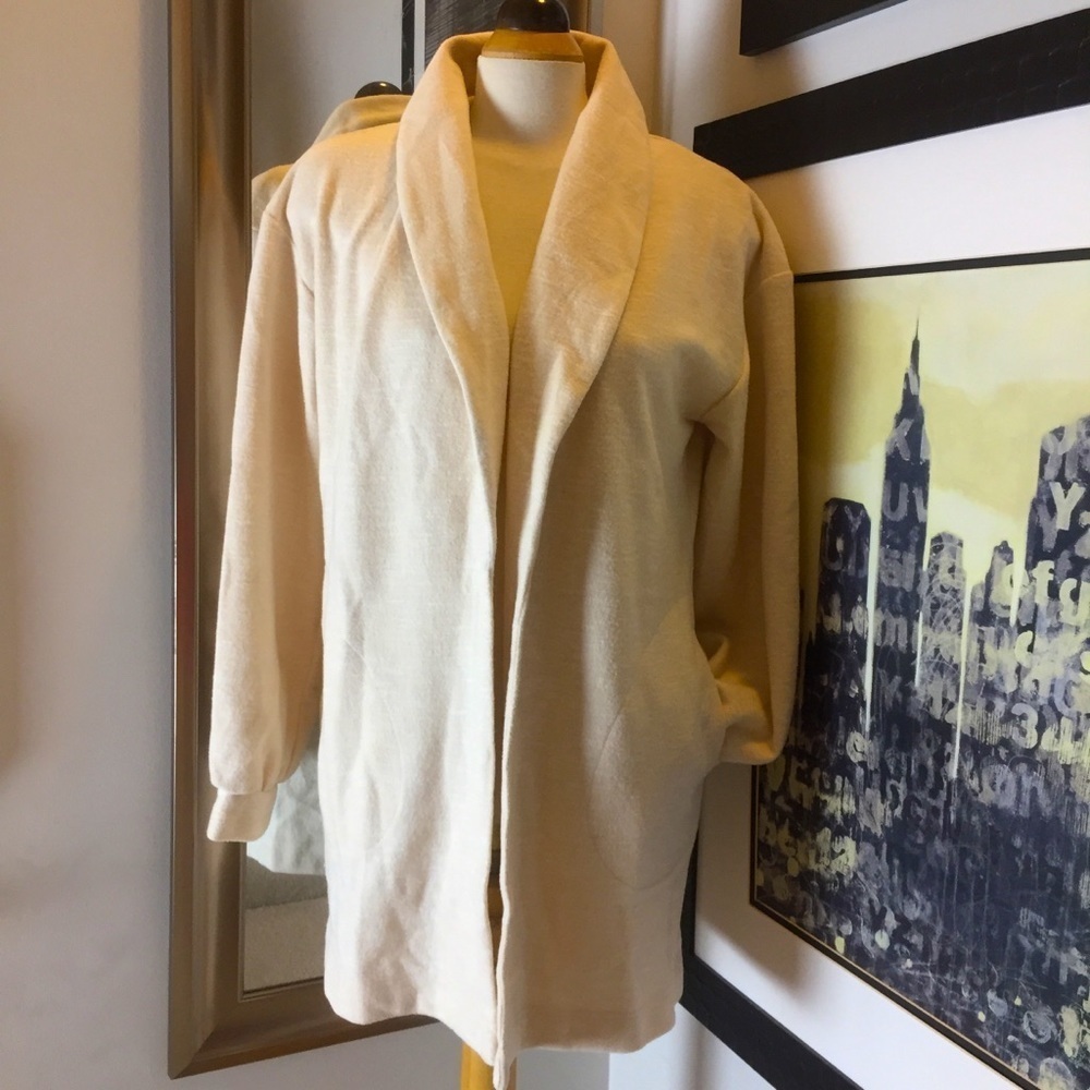 BCBG cream microfibre long line blazer
